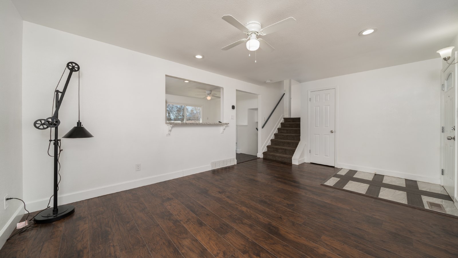 Split Level Charmer in Park Hill Neighborhood property image