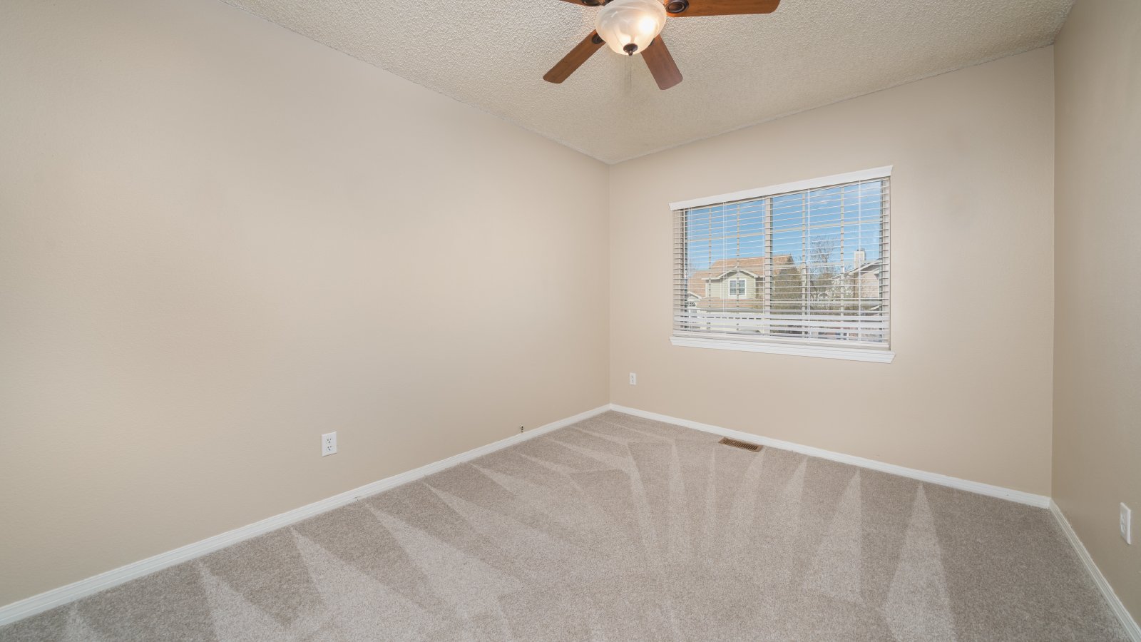 Four bedroom in Gatehouse Village with Fenced Yard and Views! property image