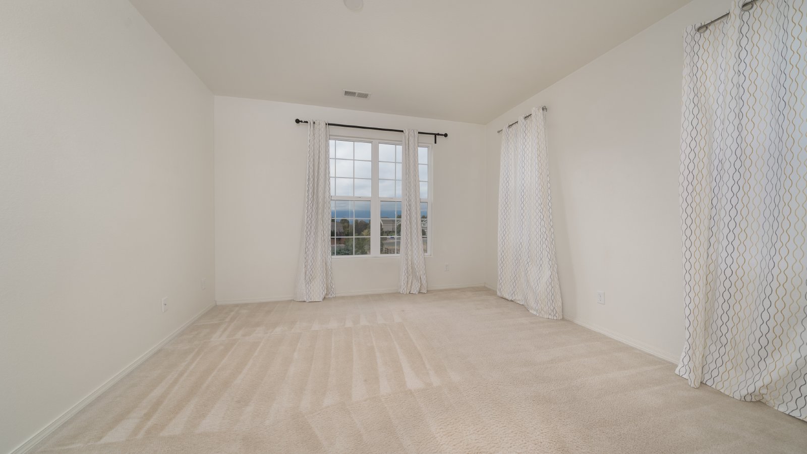 Beautiful two-bedroom condo with gorgeous views and a one-car garage, near Cottonwood Creek Park! property image