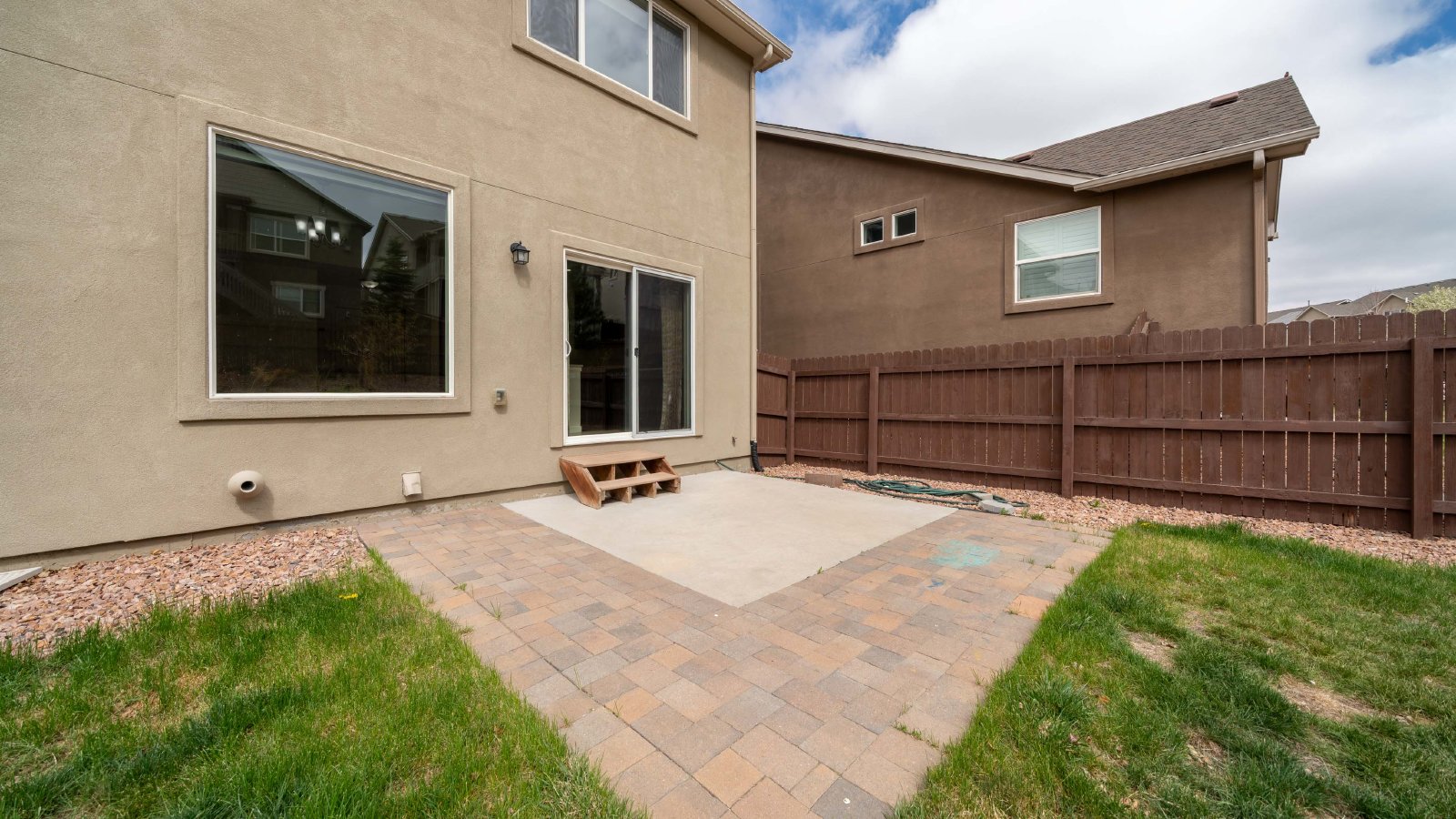 Beautiful 2 Story home in North Fork property image