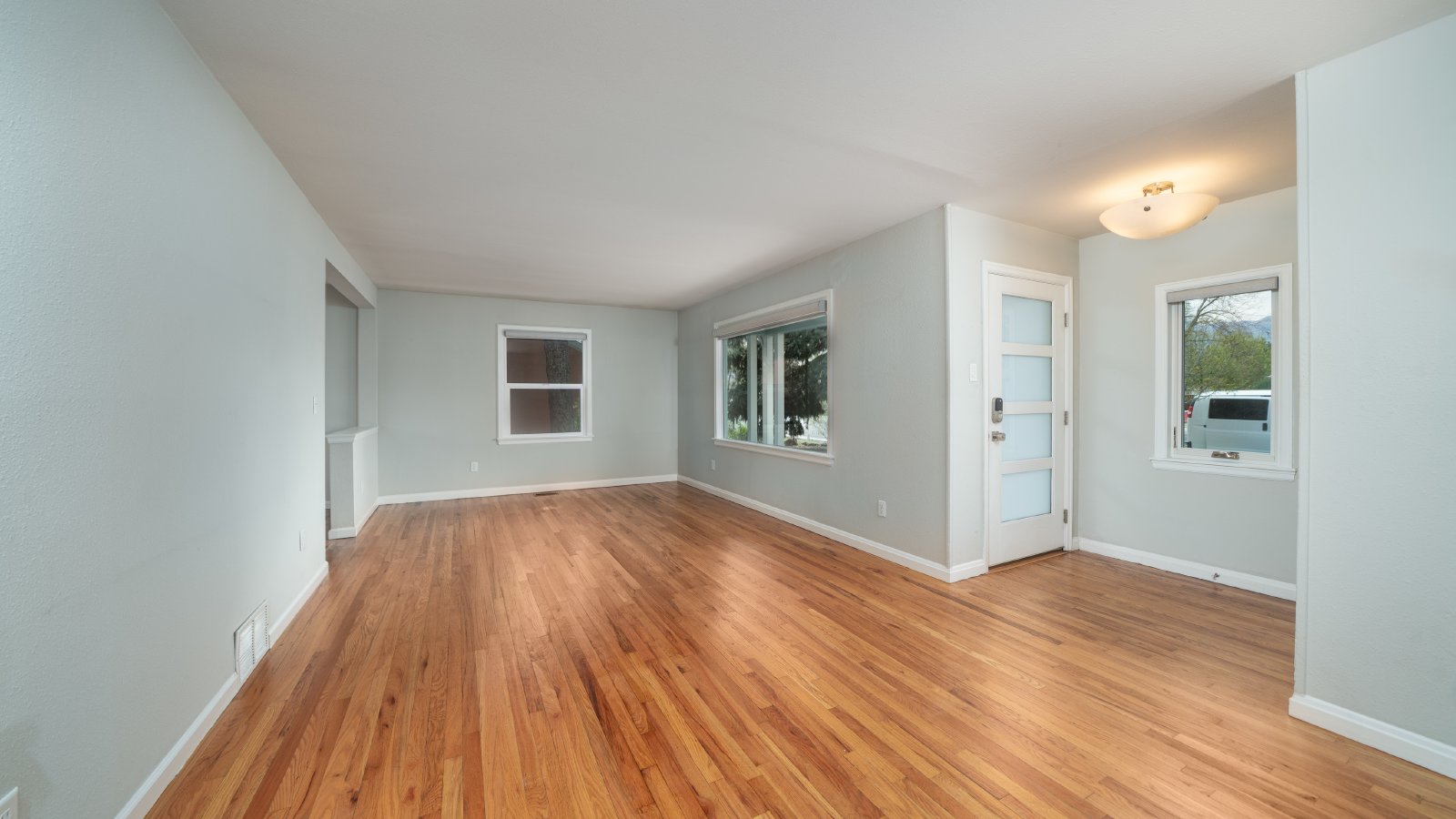 Immaculate rancher near Patty Jewett Neighborhood property image