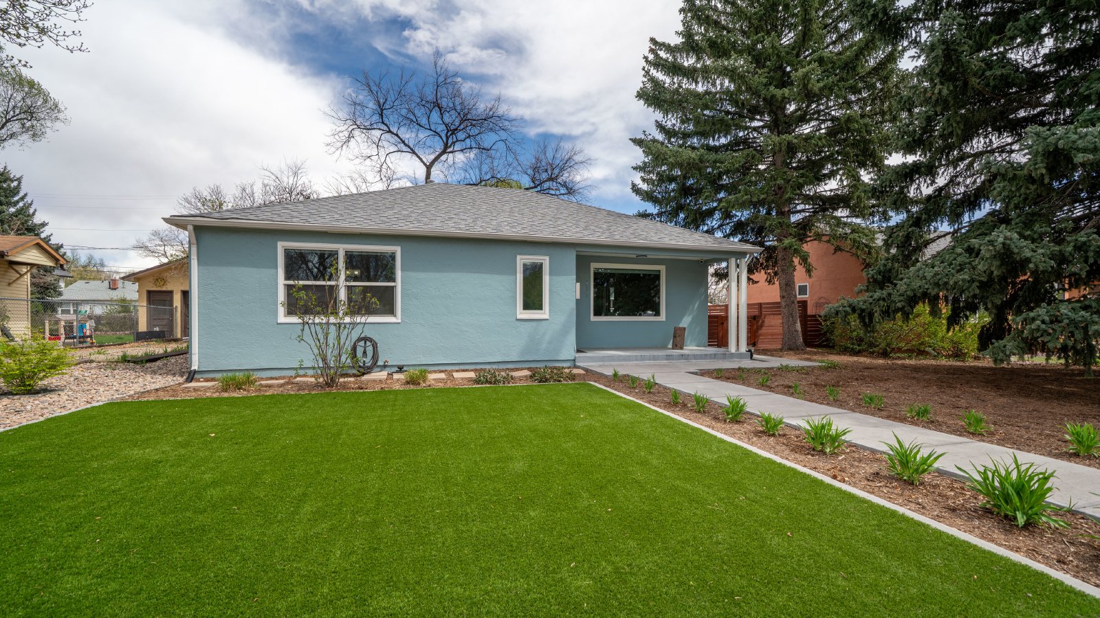 Immaculate rancher near Patty Jewett Neighborhood property image
