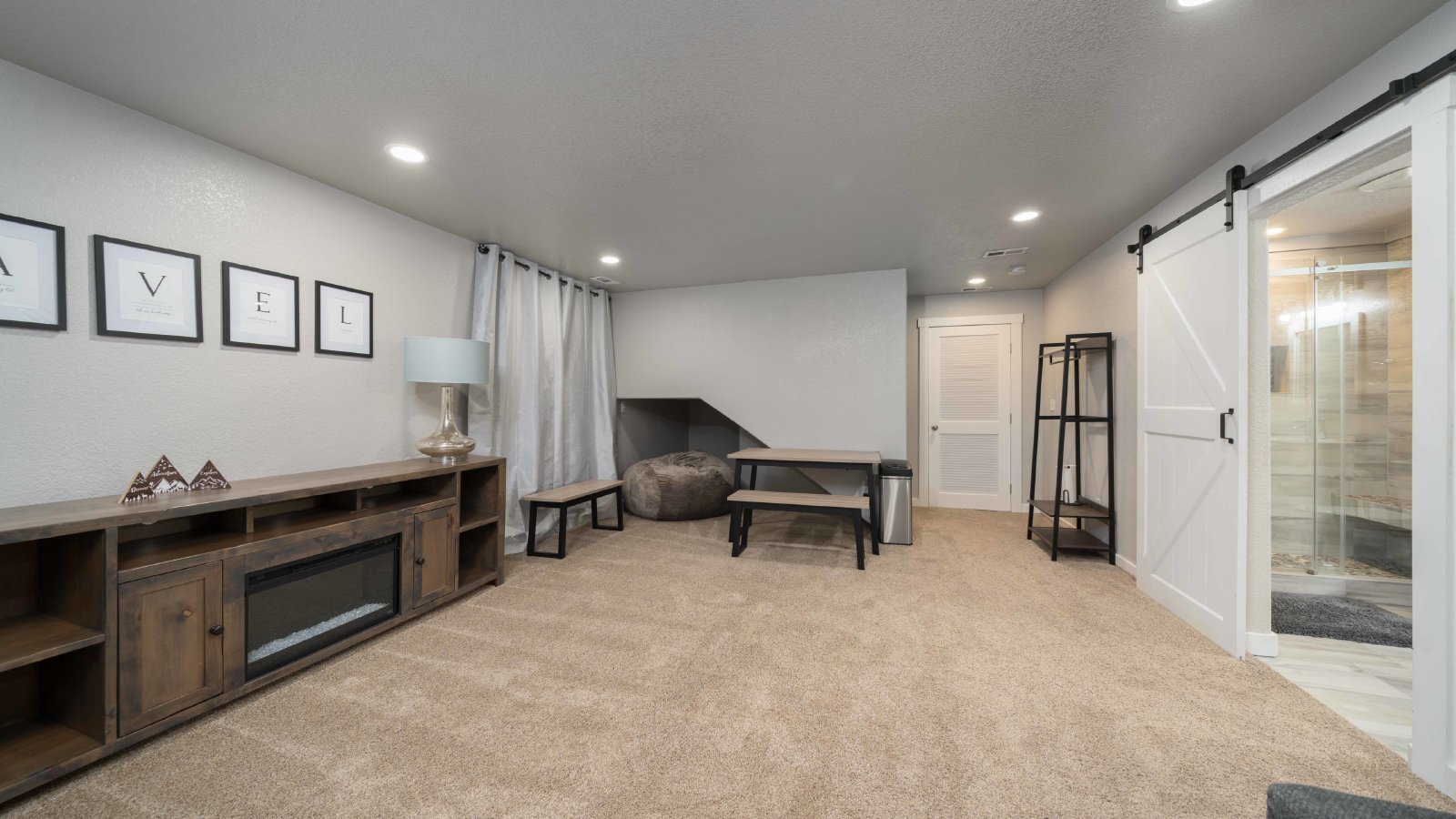 Furnished Rental in the Spring Creek Neighborhood property image