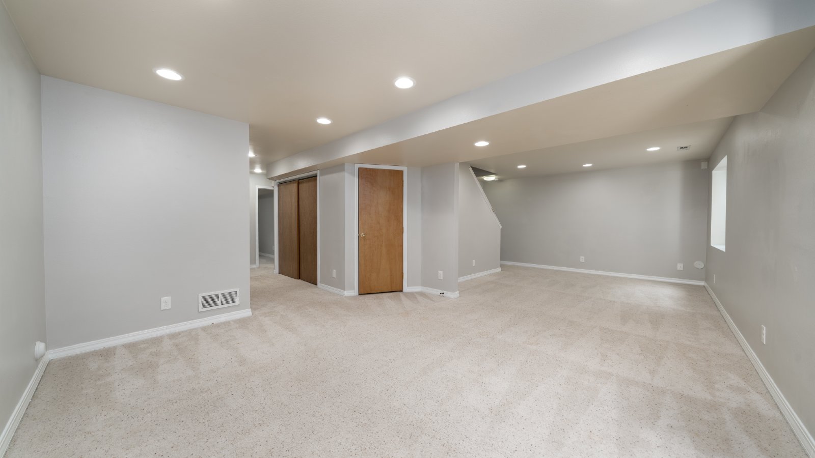 Spacious two story home in Briargate property image