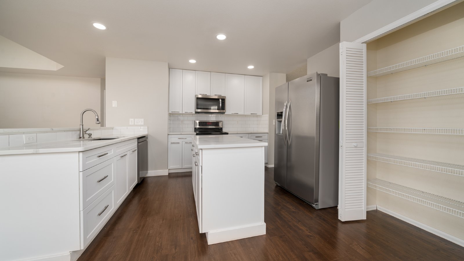 Spacious two story home in Briargate property image