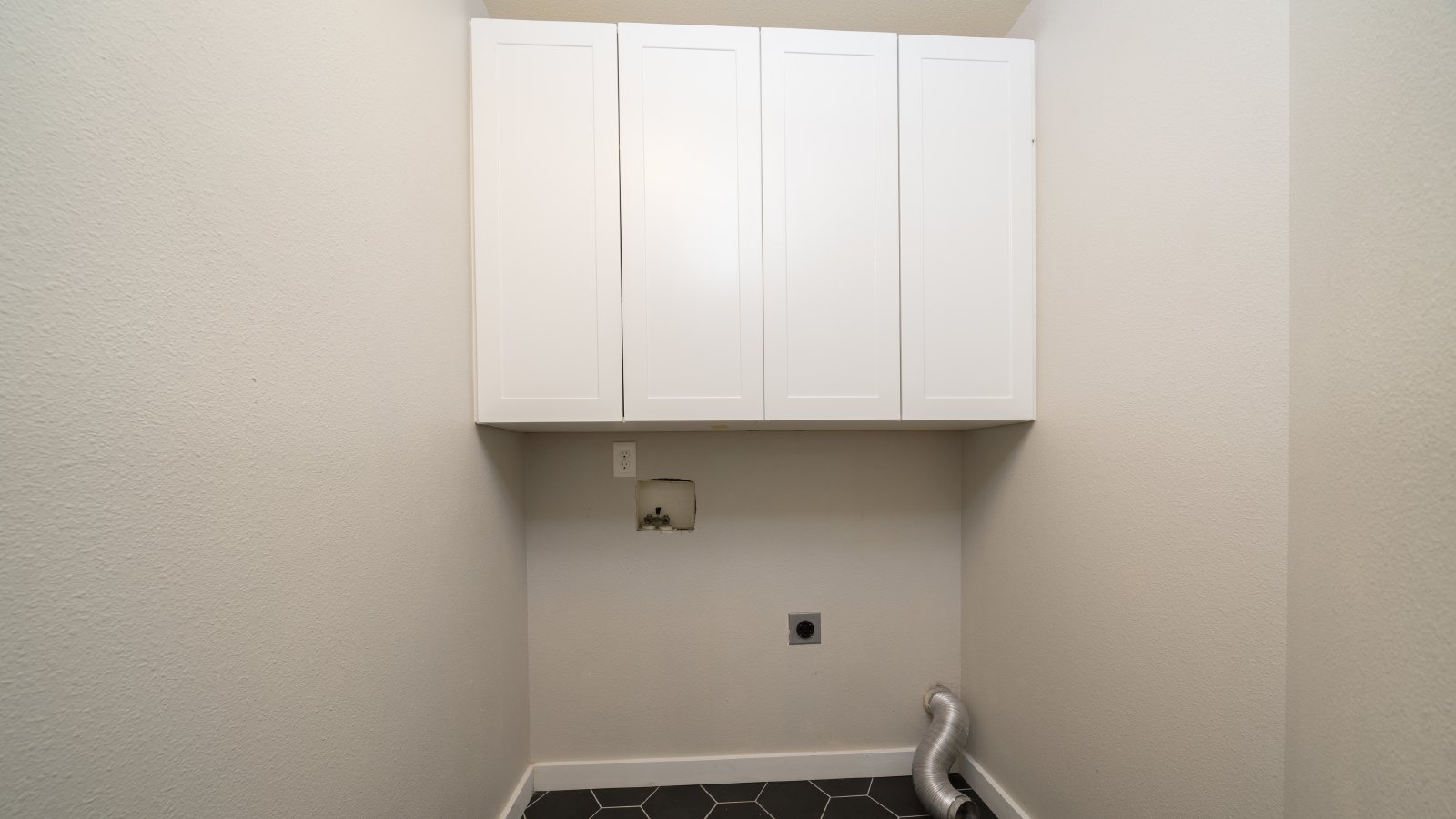 Spacious two story home in Briargate property image