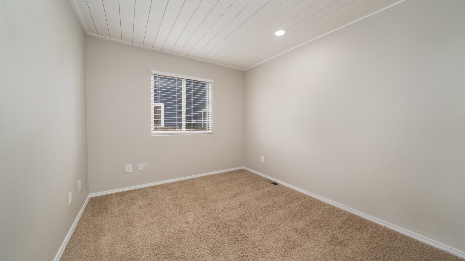 Spacious two story home in Briargate property image
