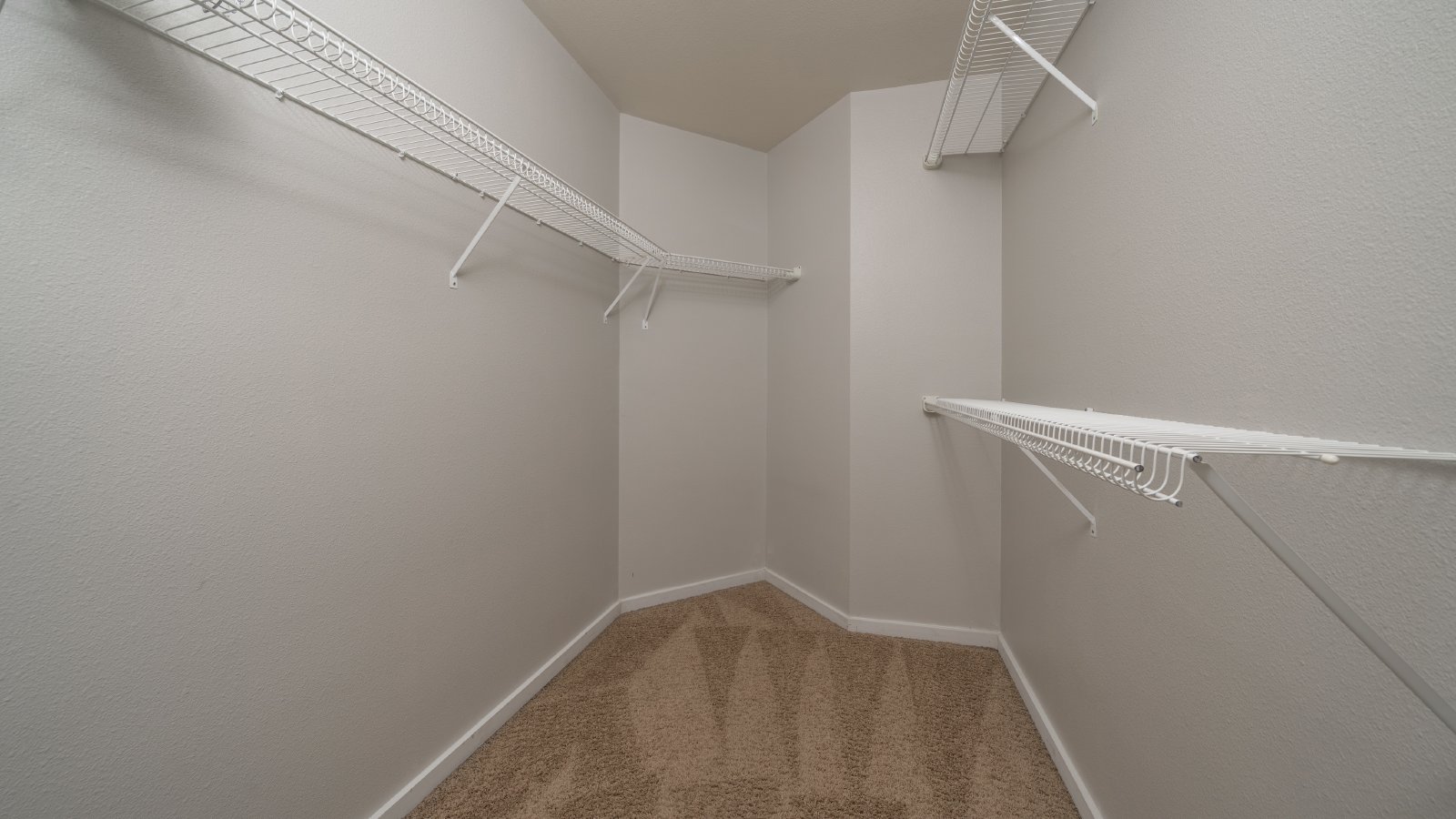 Spacious two story home in Briargate property image