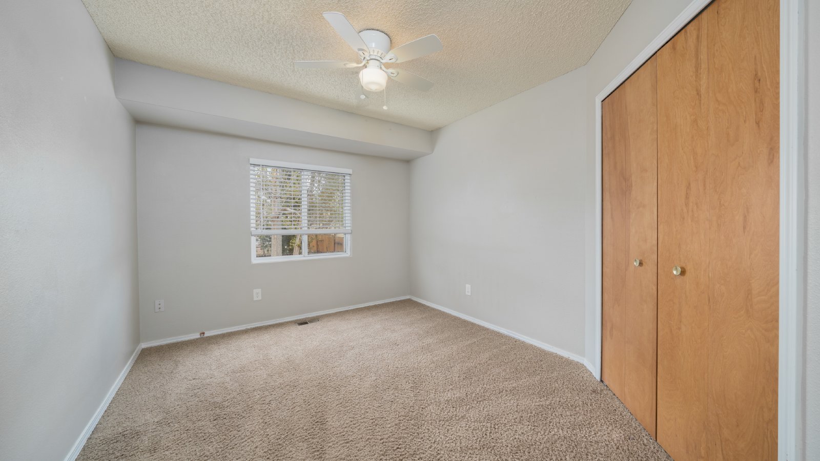 Spacious two story home in Briargate property image