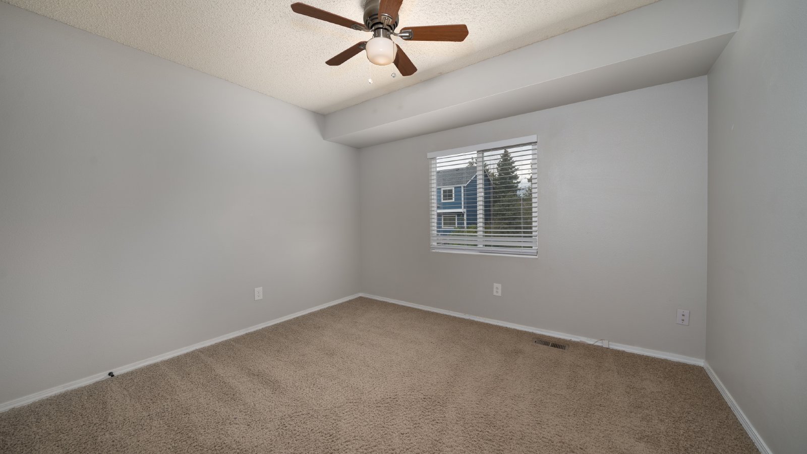 Spacious two story home in Briargate property image