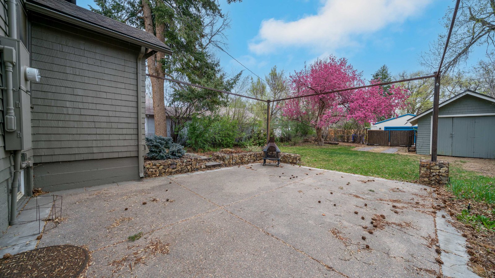 Craftsman Bungalow In Patty Jewett Neighborhood property image
