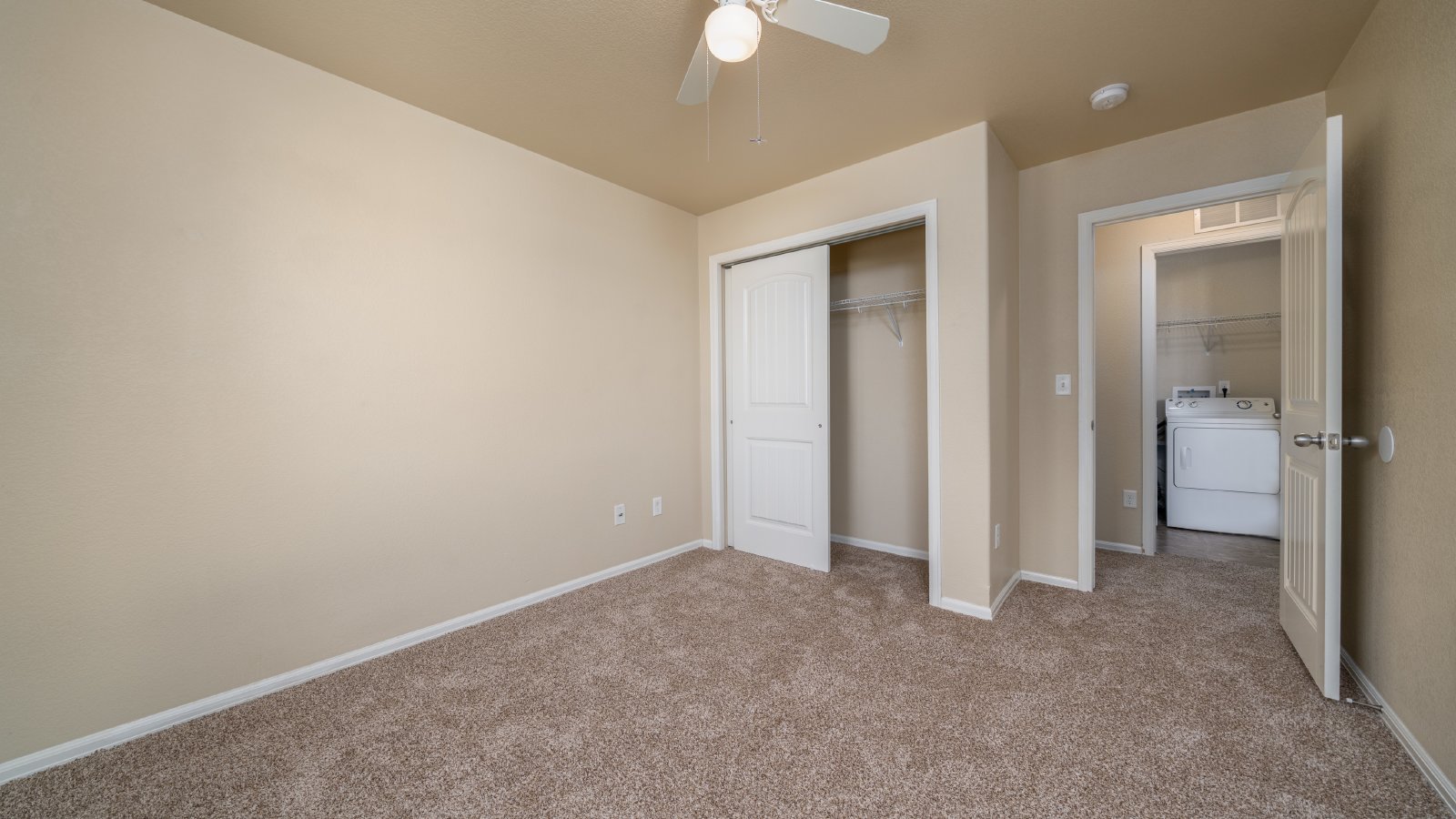 Two story townhome in Soaring Eagles property image