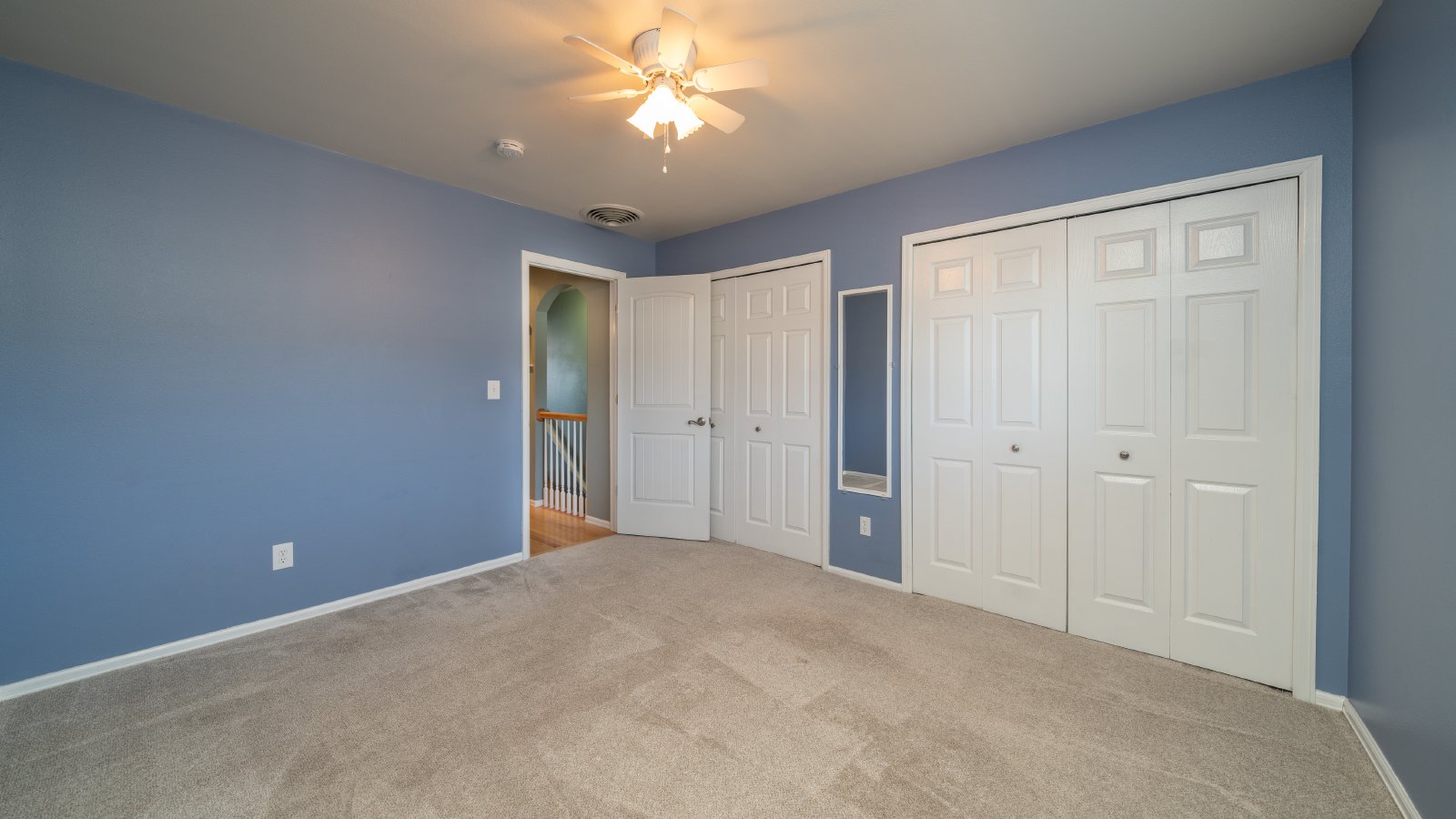 Cute Updated Townhome Near the Powers Corridor property image