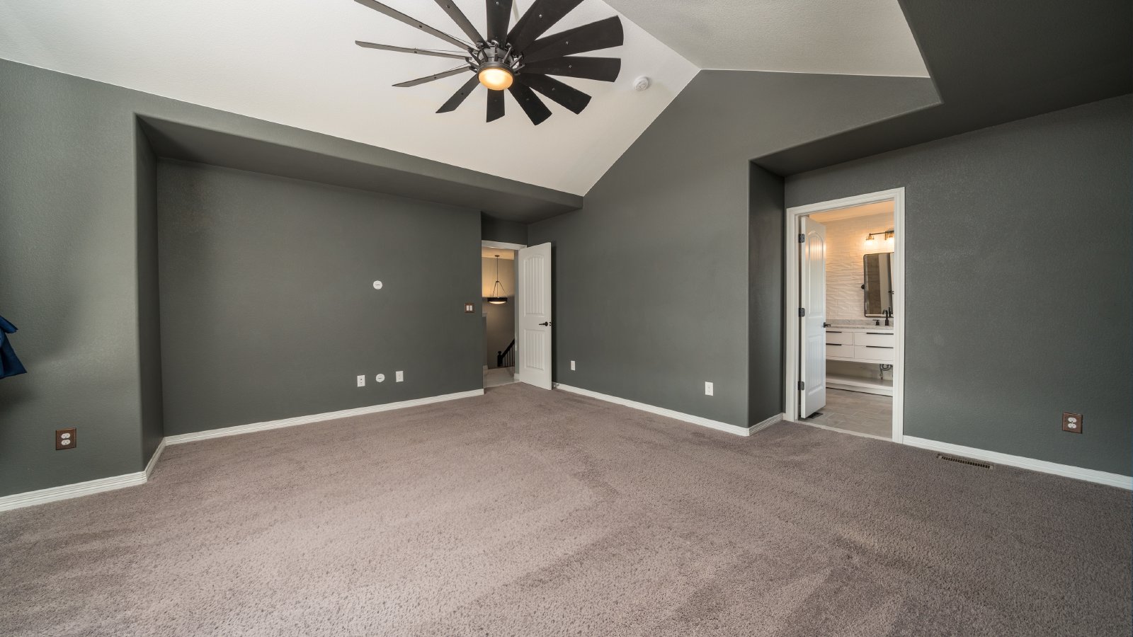 Stunning Two-Story in Desirable Lorson Ranch property image