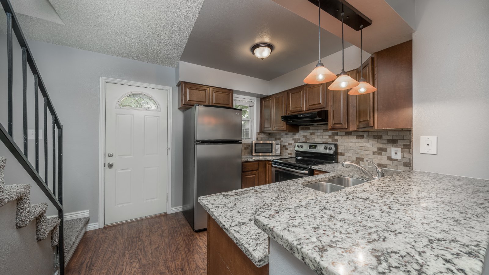 End Unit Townhome in Victoria Village property image