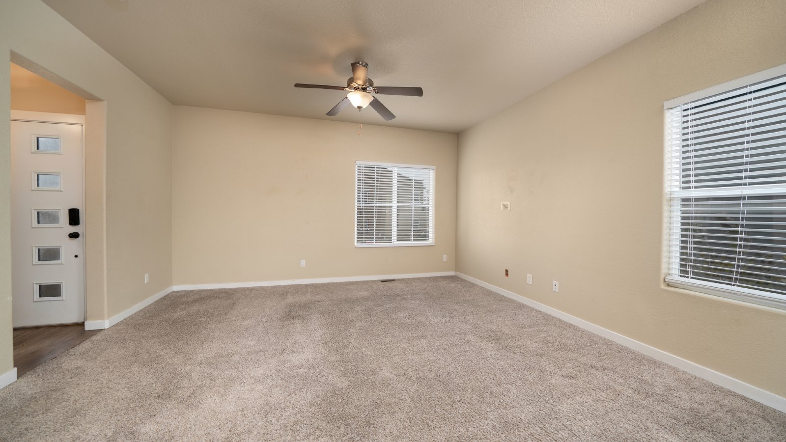 Craftsman Style Home In Spring Creek property image