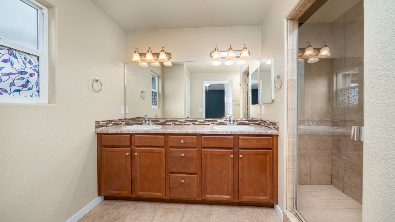 Craftsman Style Home In Spring Creek property image