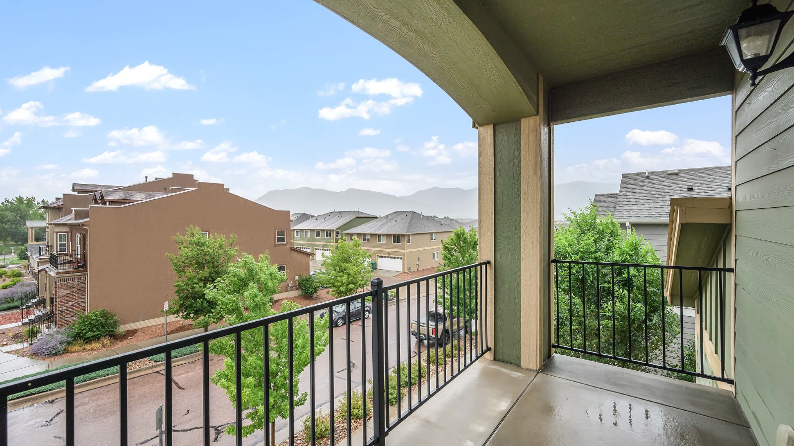 Craftsman Style Home In Spring Creek property image