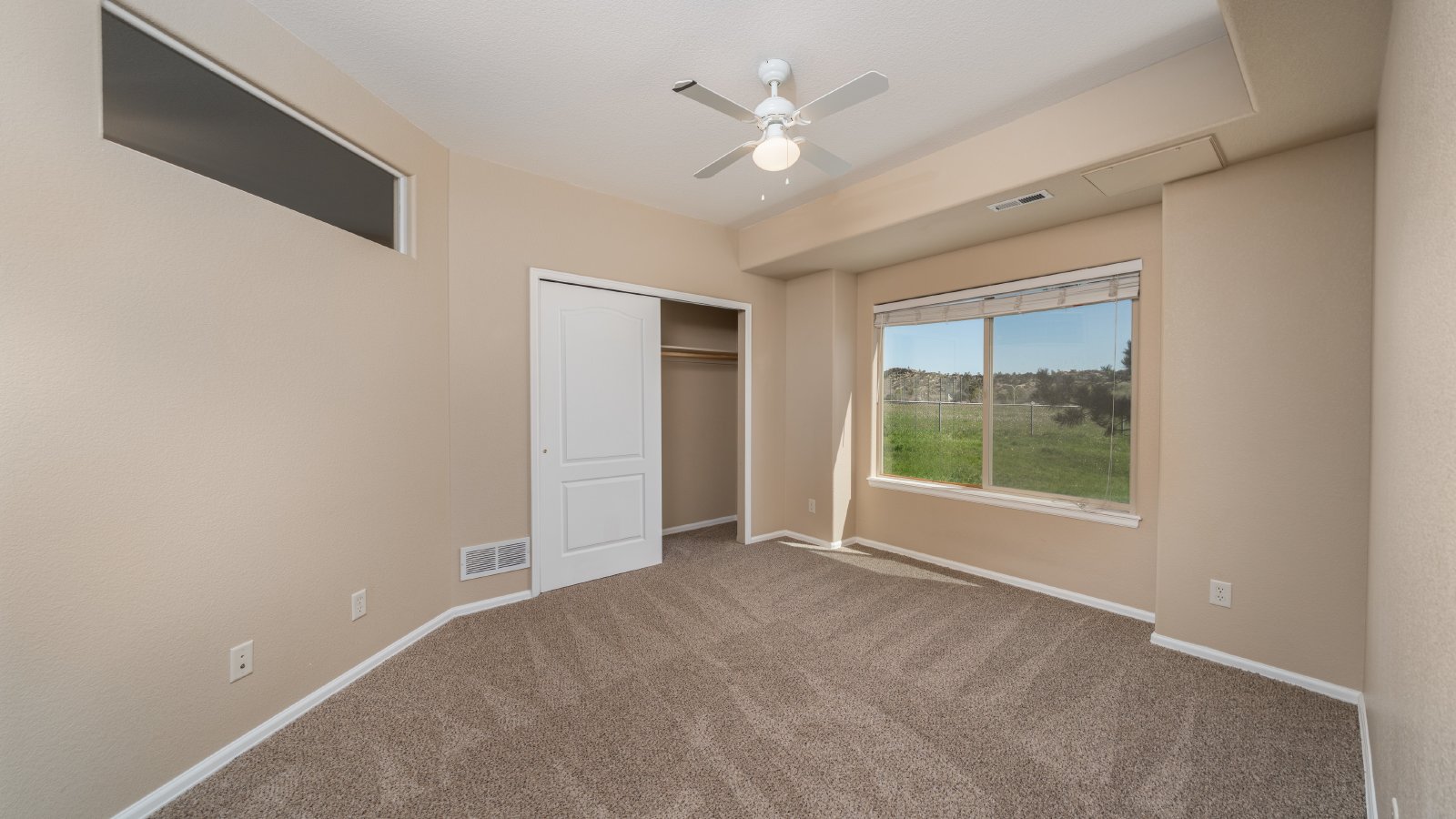 2 Bedroom Condo in Saddleback Ridge property image