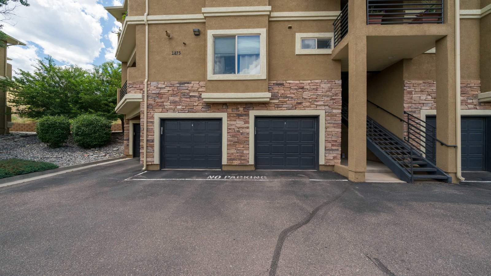 2 Bedroom Condo in Saddleback Ridge property image