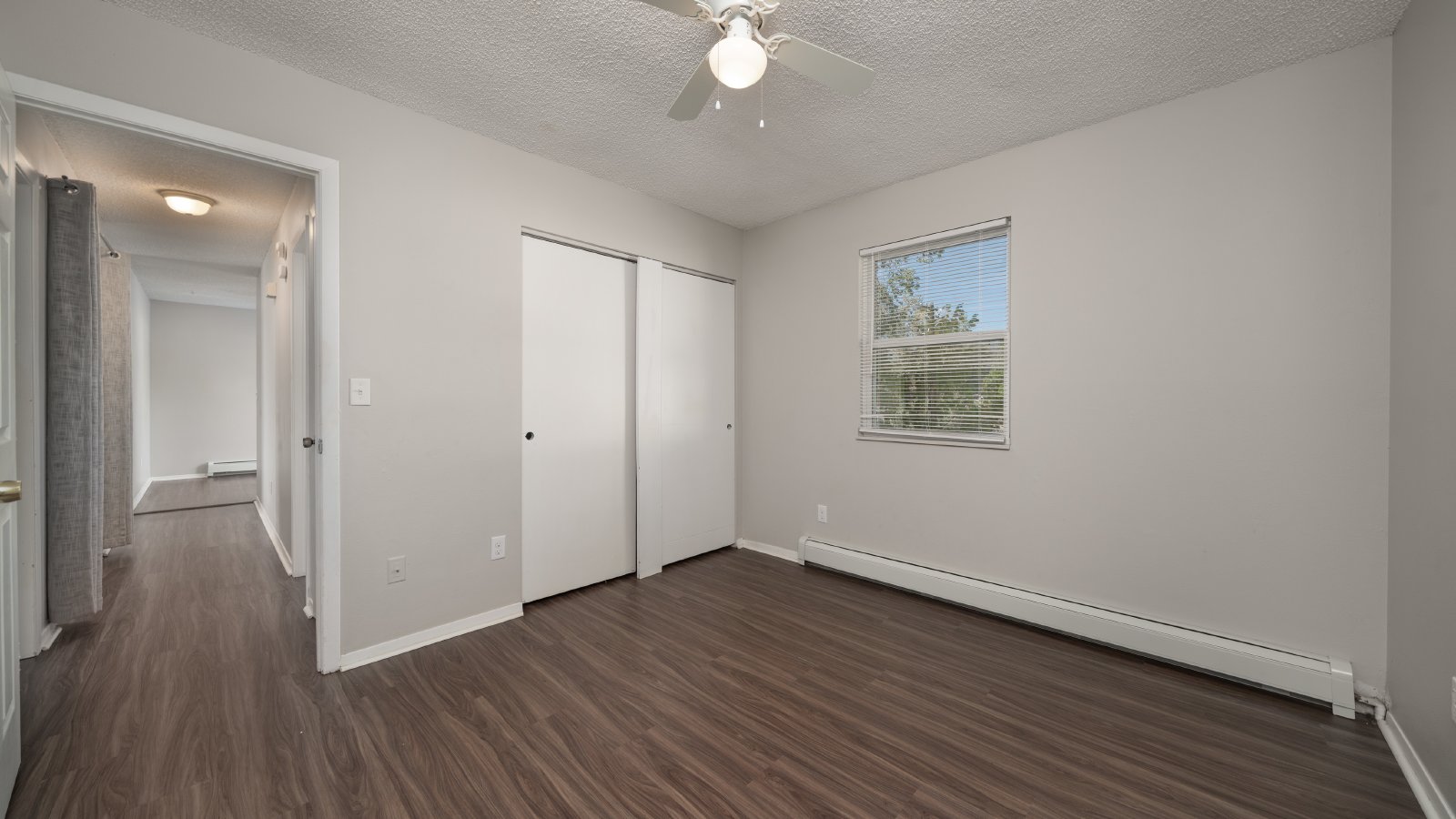 Charming upper level duplex in Knob Hill Neighborhood property image