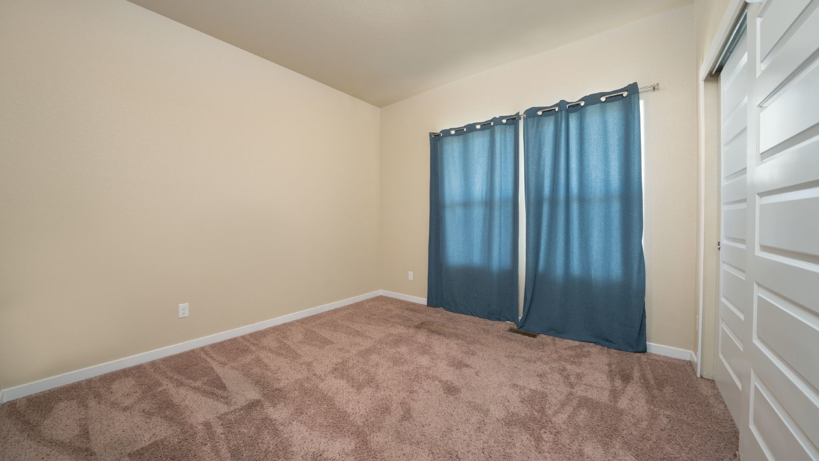 Immaculate Rancher in Spring Creek Neighborhood property image