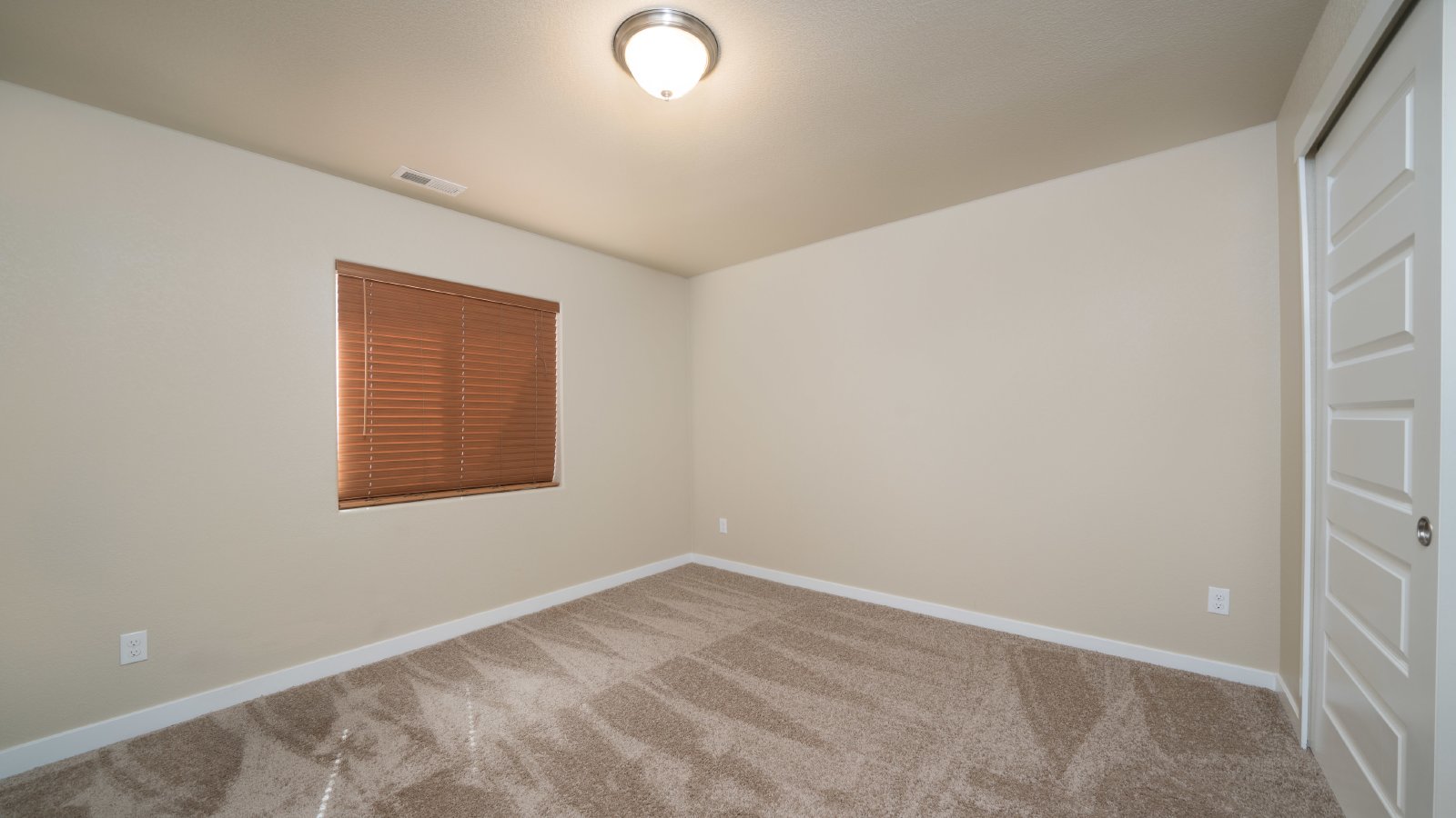 Immaculate Rancher in Spring Creek Neighborhood property image