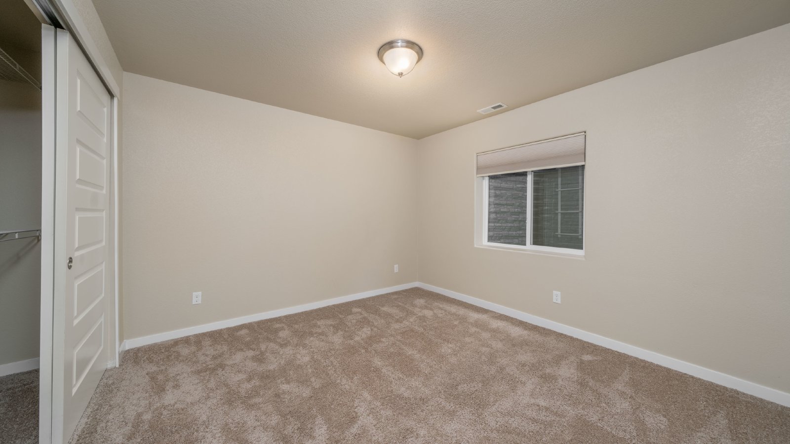 Immaculate Rancher in Spring Creek Neighborhood property image