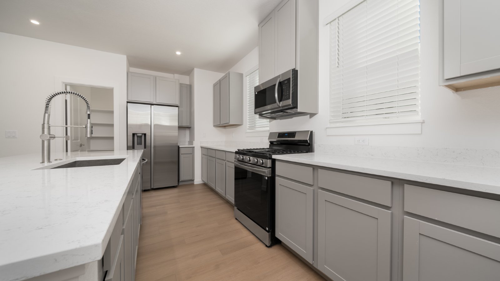 New townhome off of Interquest with a 2 car garage property image