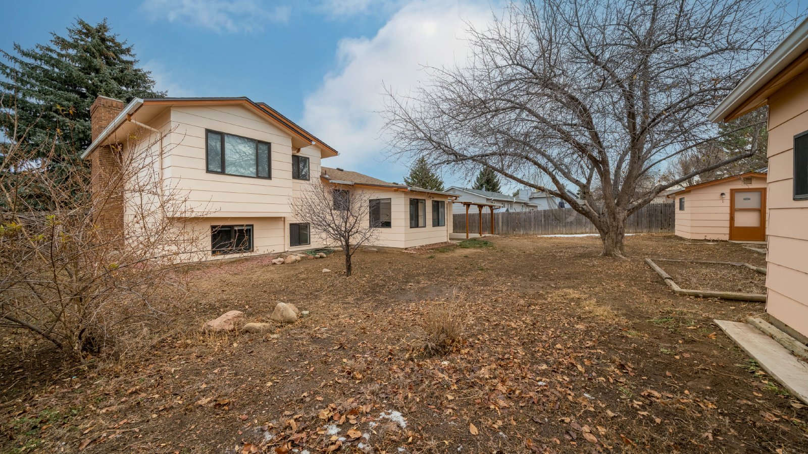 Great Home in Colorado Springs with attached 2 Car Garage property image
