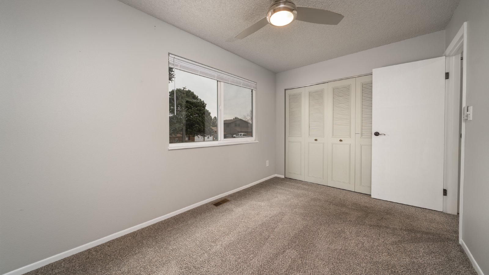 Great Home in Colorado Springs with attached 2 Car Garage property image