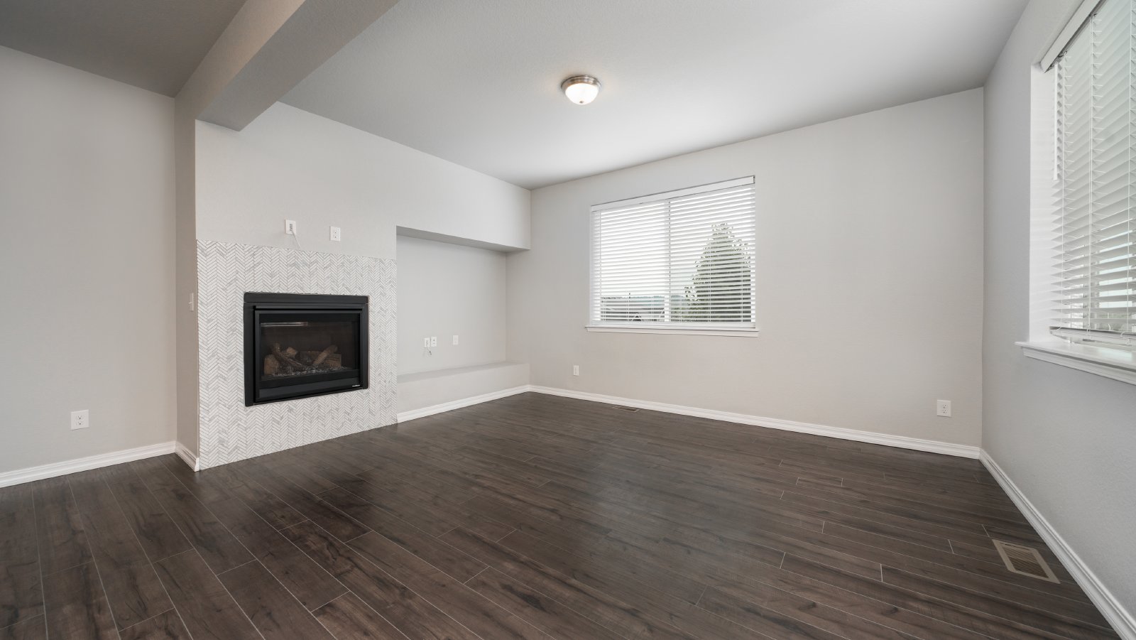 Rockrimmon Townhouse with Two Car Garage property image