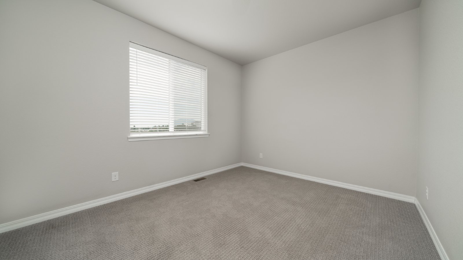 Rockrimmon Townhouse with Two Car Garage property image