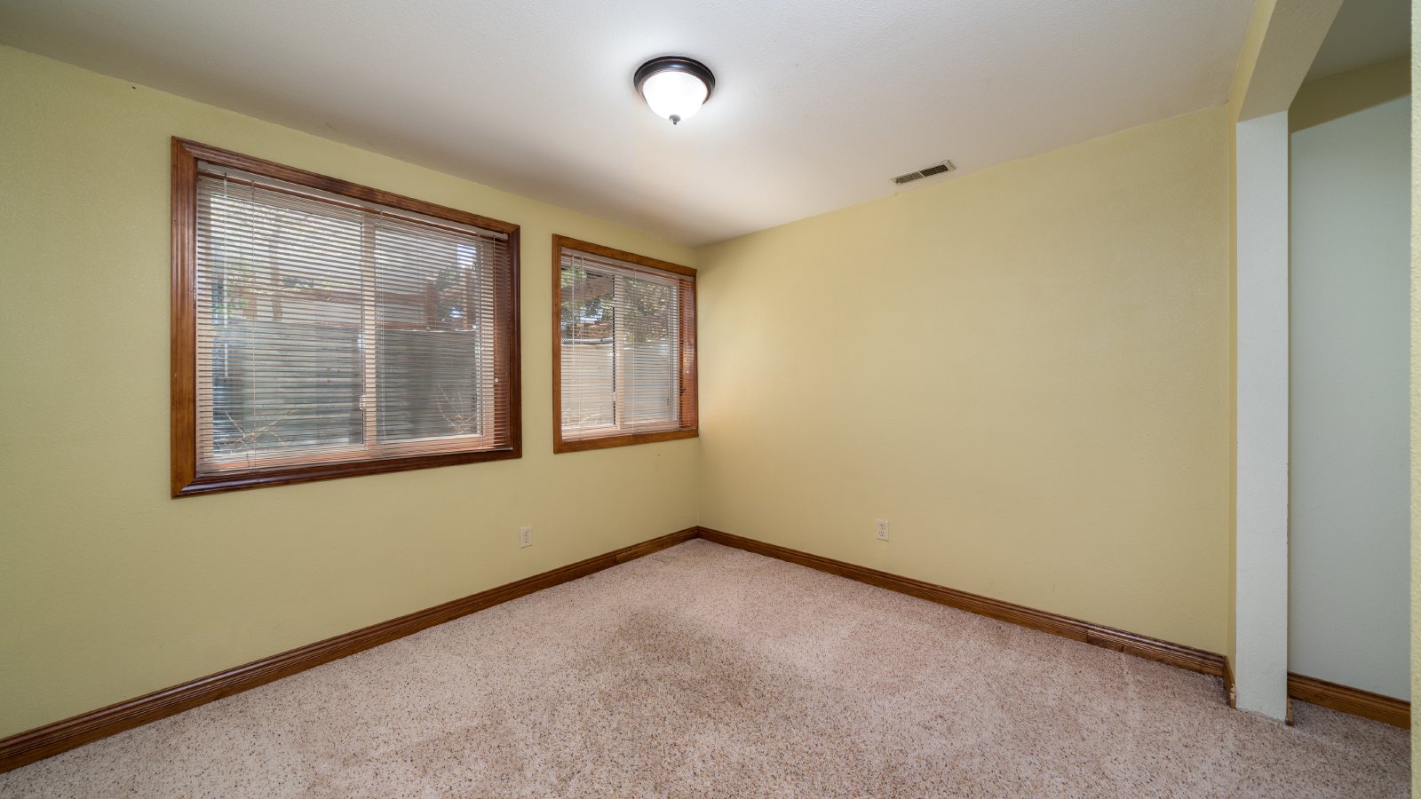 5 Bedroom 3.5 Bath Home in Discovery @ Rockrimmon property image