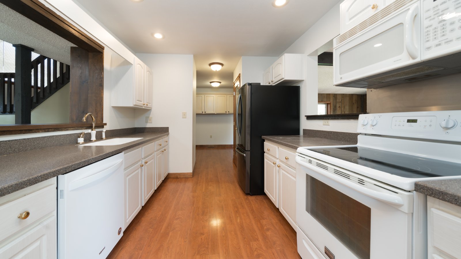 5 Bedroom 3.5 Bath Home in Discovery @ Rockrimmon property image