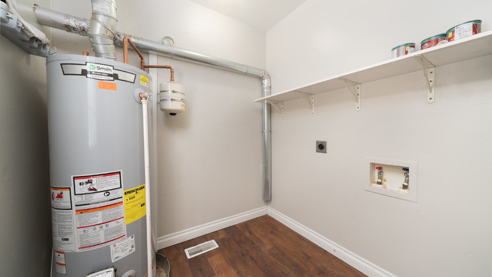 Charming Rancher in Stratmoor Valley property image