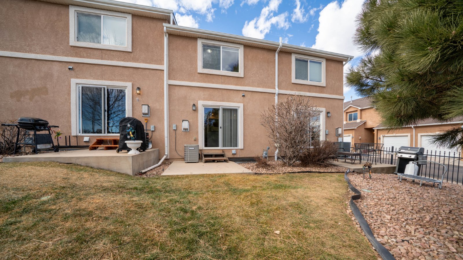 Charming Townhome in OCC property image