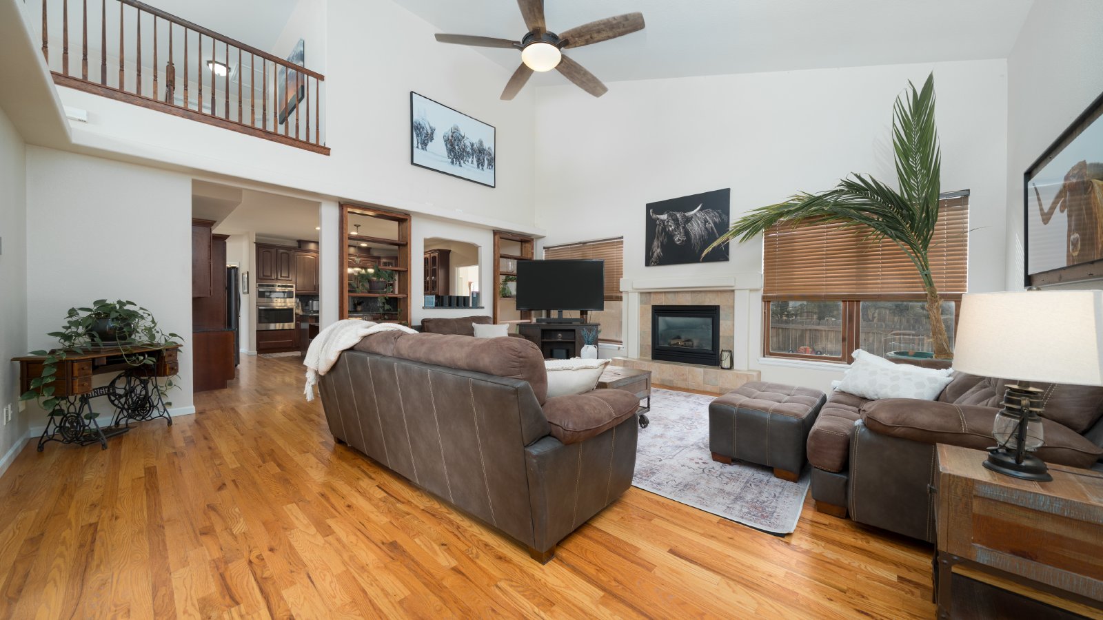 Country Living on 13.5 Acres property image