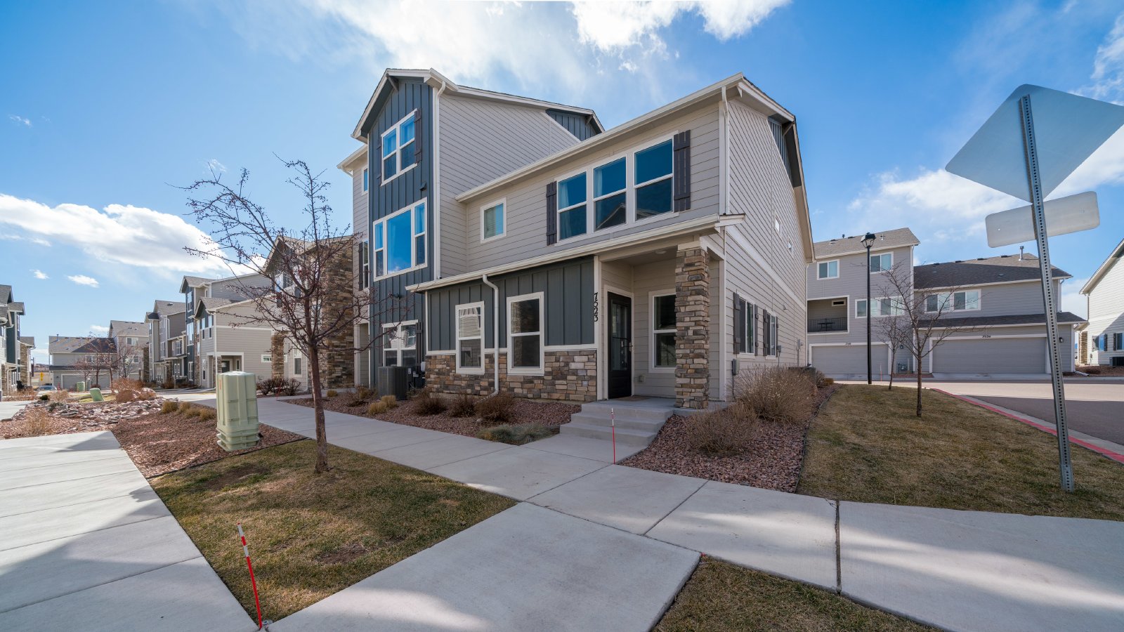 Beautiful Townhome located in the Townes at Woodmen Heights property image