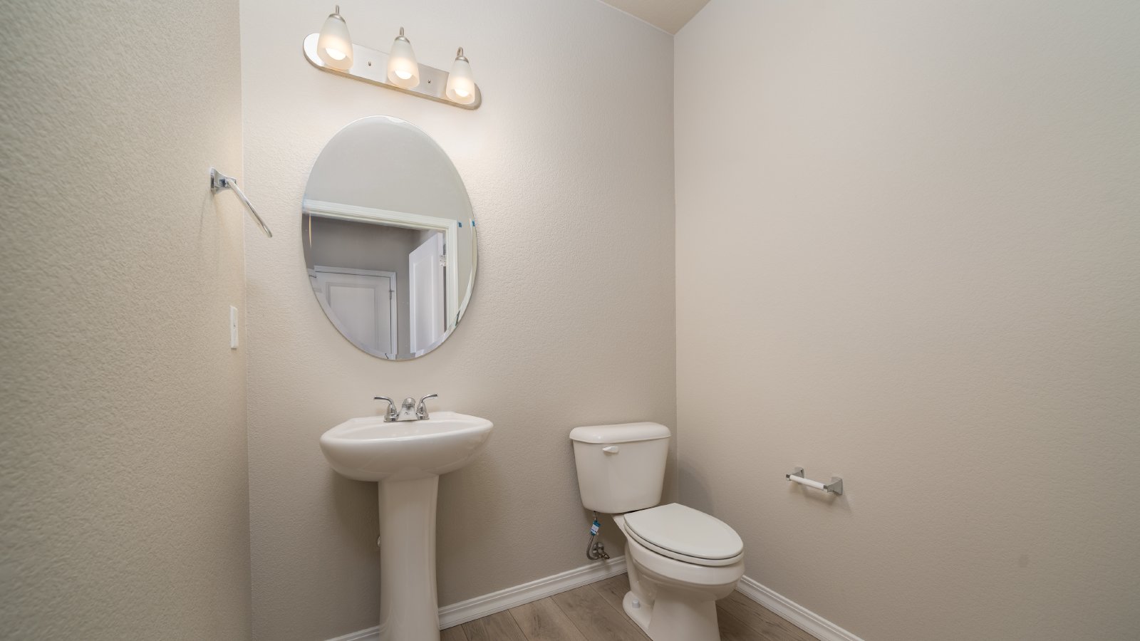 Beautiful Townhome located in the Townes at Woodmen Heights property image