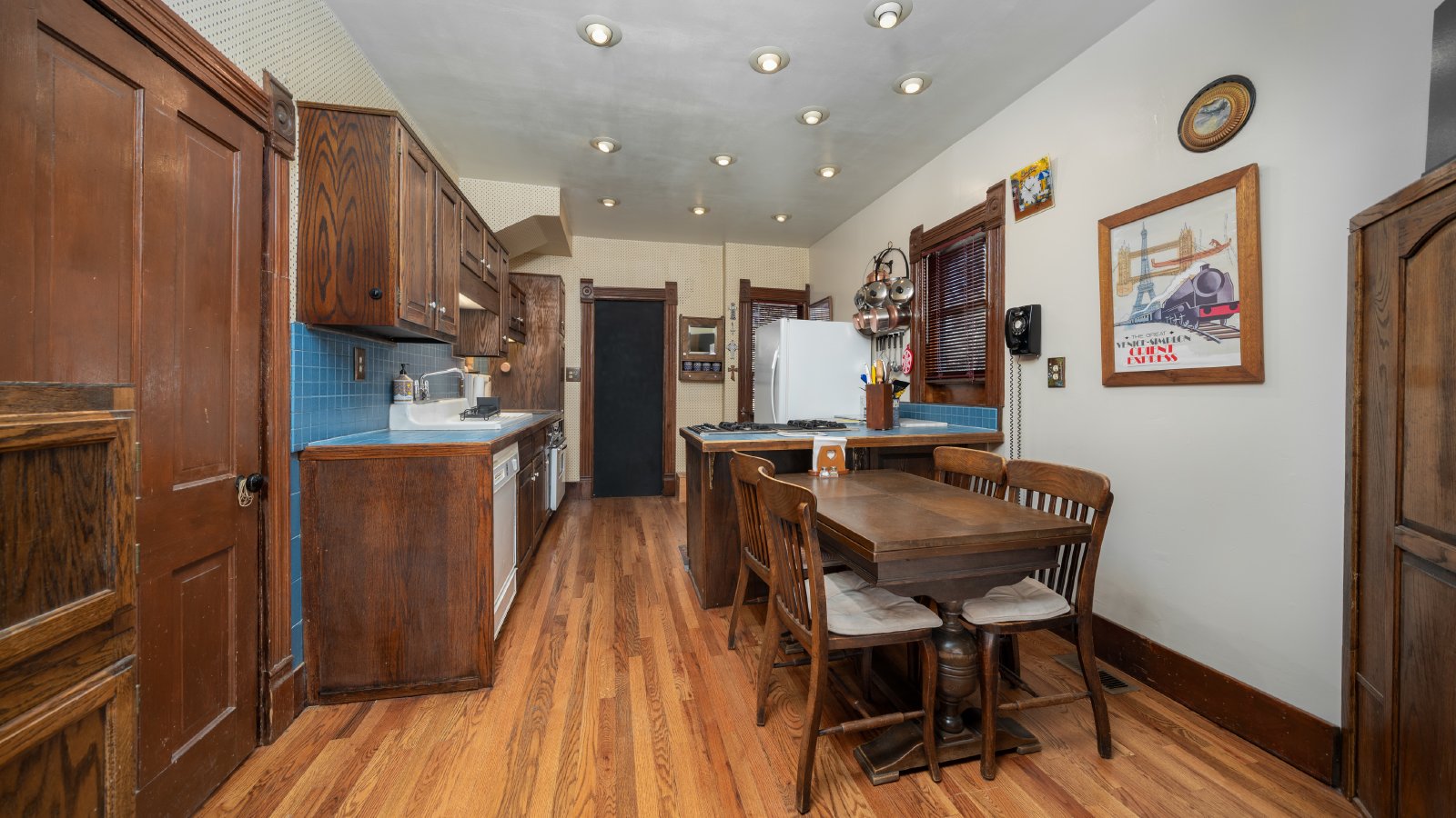 Fully Furnished One Bedroom Unit in OCC property image